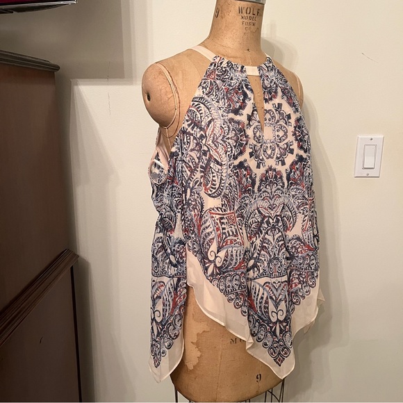 NWT BCBGMaxazria Paisley Cold Shoulder Silk “Jax” Top - Picture 3 of 7